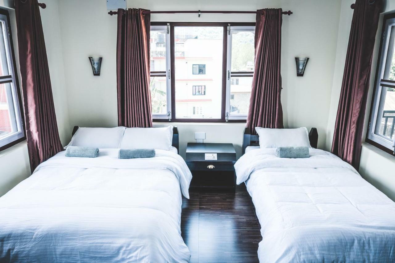 Hotel K2 Pokhara Ngoại thất bức ảnh