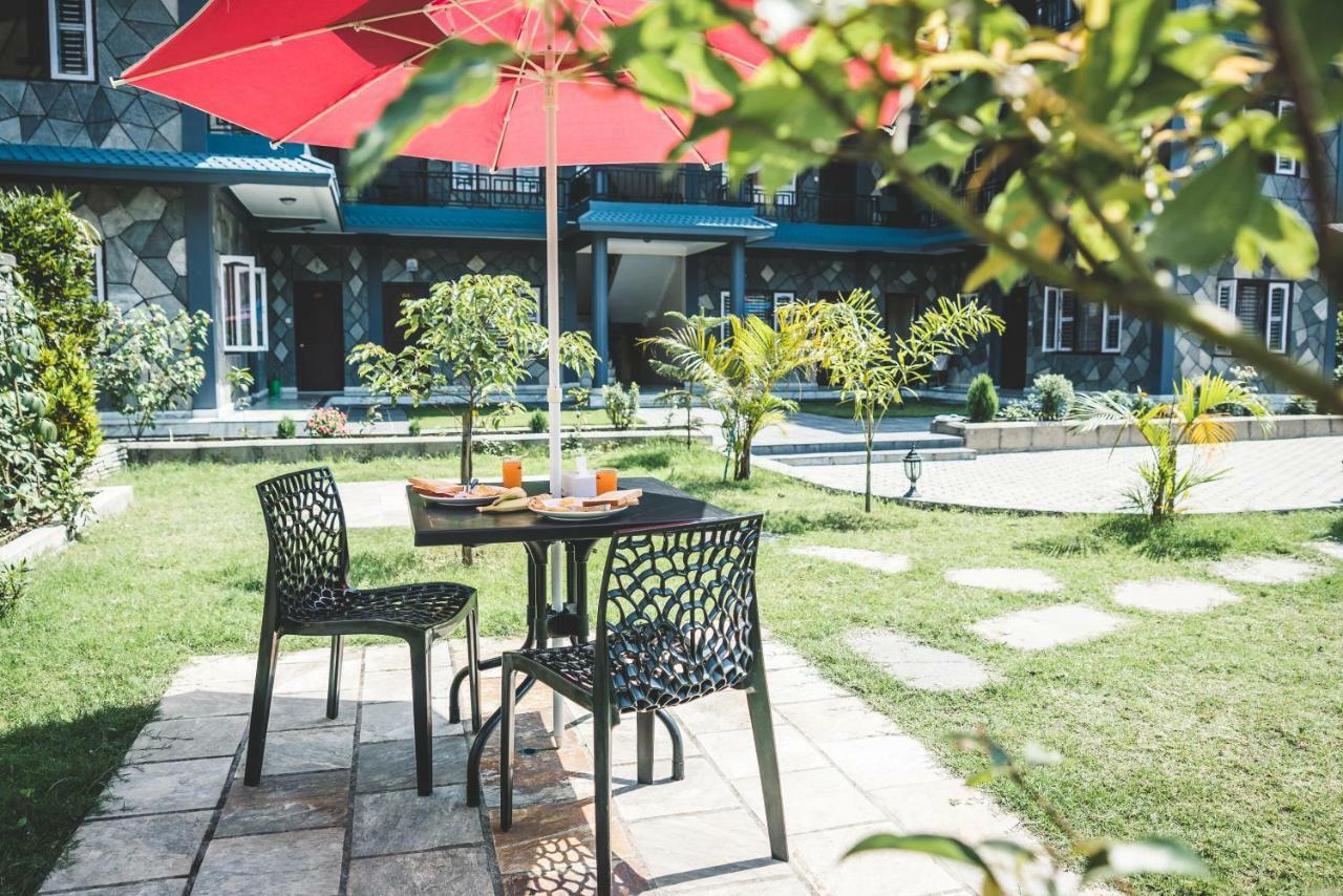 Hotel K2 Pokhara Ngoại thất bức ảnh