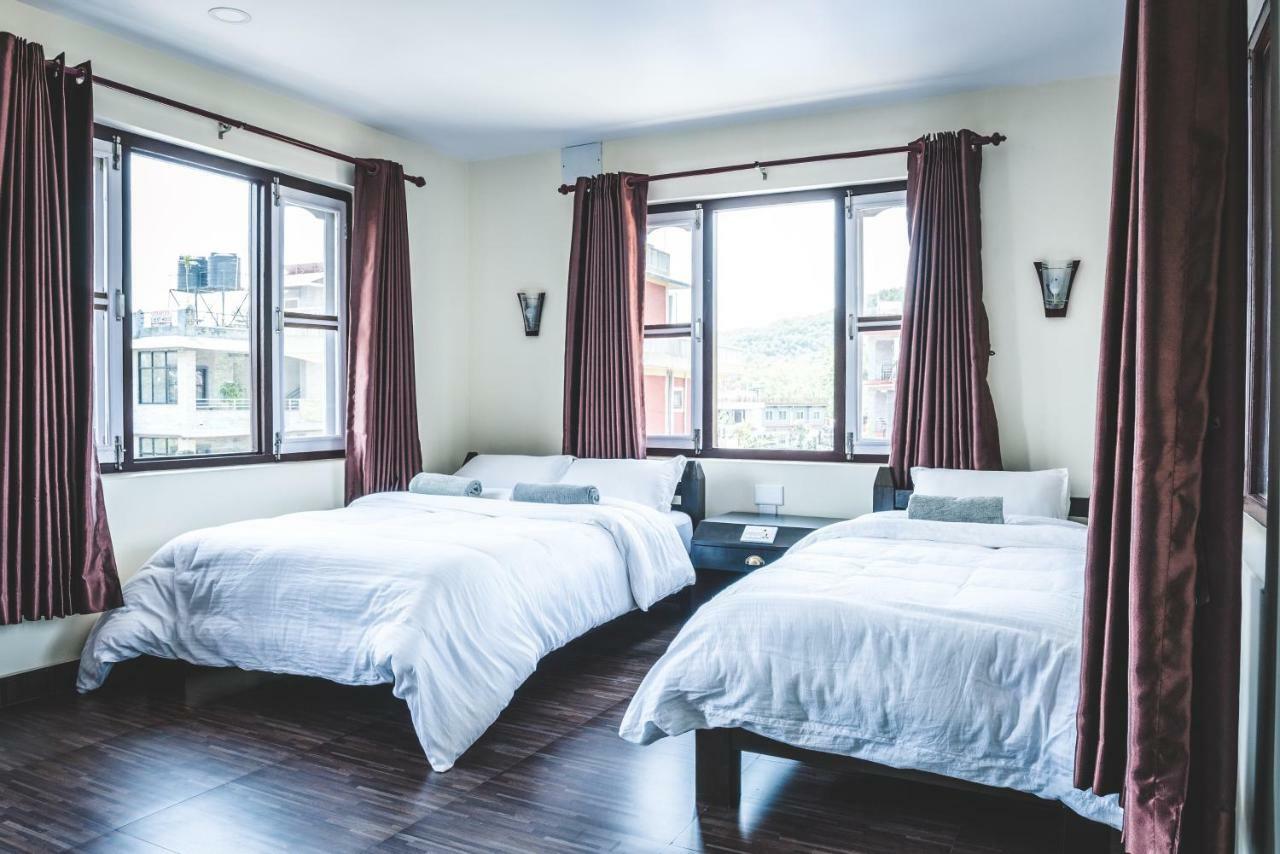 Hotel K2 Pokhara Ngoại thất bức ảnh